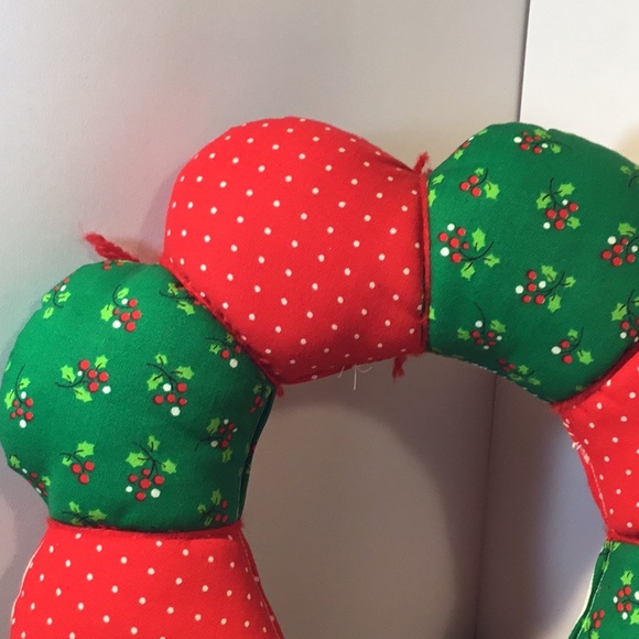 Vintage 12” Handcrafted Christmas Wreath - Picture 6 of 15